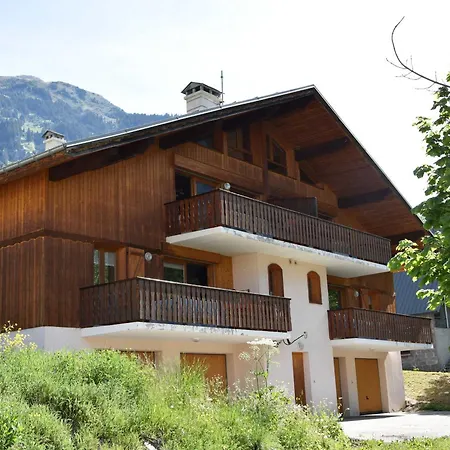 Spacieux A Champagny - Grande Terrasse, Proche Telecabine Et Commerces - Fr-1-464-47 Apartment *